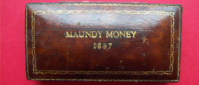 1887 brown leather maundy set case