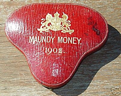 1902 Heart maundy set case closed