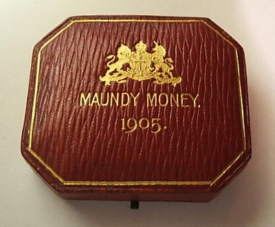 1905 maundy set case
