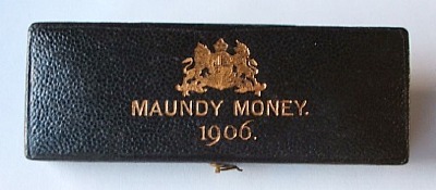 1906 maundy set case