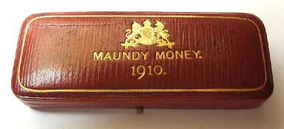 1910 maundy set case