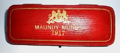 1917 maundy set case