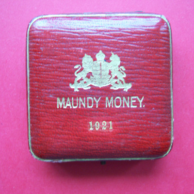1921 maundy set case
