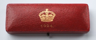 1924 maundy set case