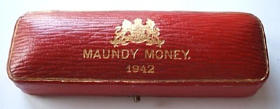 1942 maundy set case