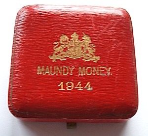 1944 maundy set case