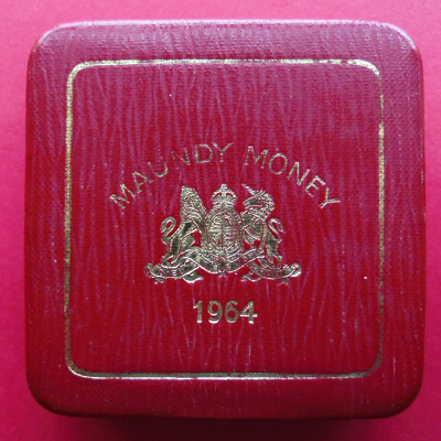 1964 maundy set case