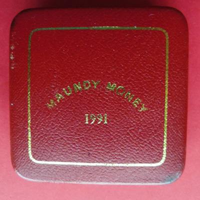 1991 maundy set case