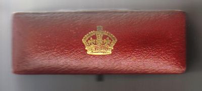 Undated, oblong maundy case with Royal Mint logo C1920s